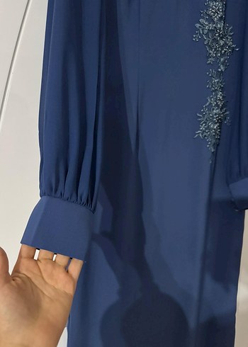 Boncuk İşlemeli Lacivert Uzun Kollu Elbise - Görsel 4