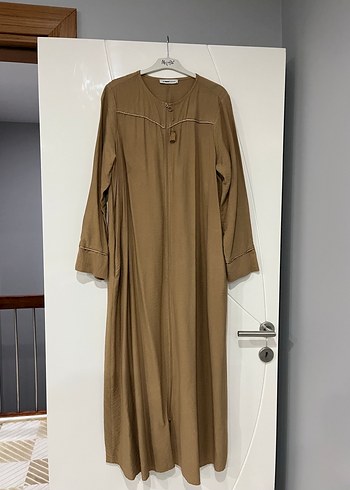 Bej Uzun Keten Elbise, Düğmeli, Nakışlı - Görsel 3
