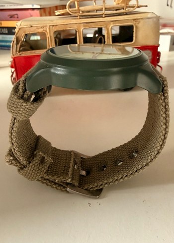 Swiss Military Vintage Quartz Outdoor Saat 42 MM - Görsel 5