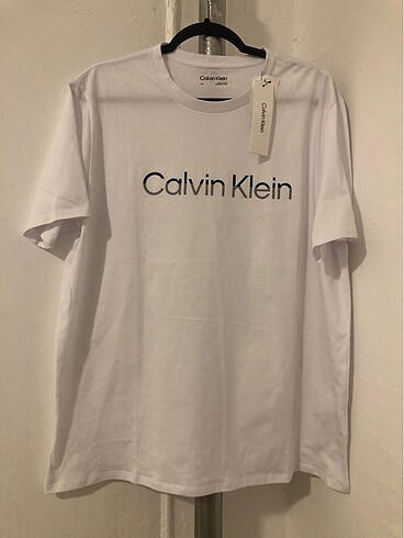 Ck tshirt