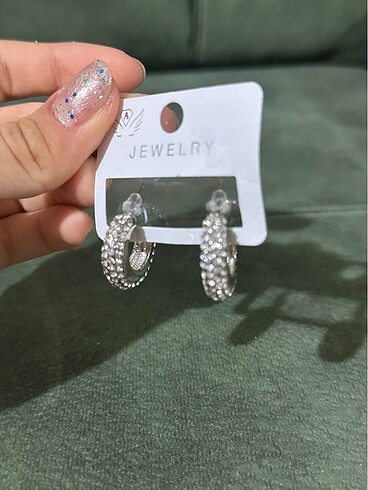 Beden gri Renk Taşlı küpe