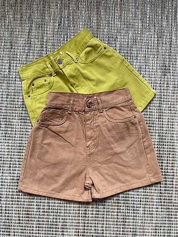 1 adet şort Pull and Bear