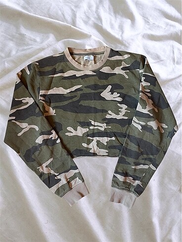 Asker desen kısa sweatshirt