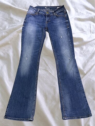Colin's Y2K bootcut jean