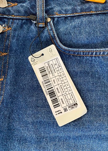36 Beden mavi Renk Düğmeli Koyu Mavi Denim Şort
