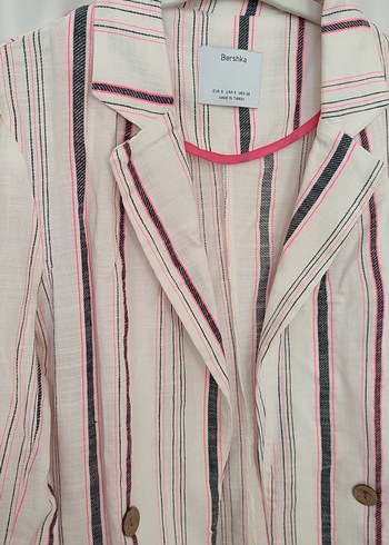 Bershka Pembe Çizgili Kadın Blazer