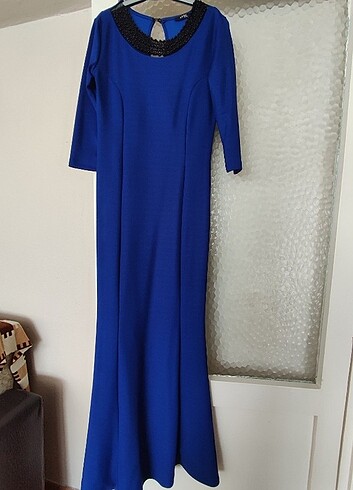 Saks mavisi uzun elbise.fakir koldur balık modeldir