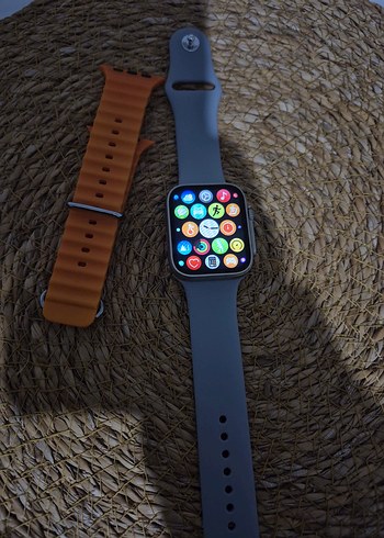 Gri Akıllı Saat ve Turuncu Yedek Kordon - Görsel 2