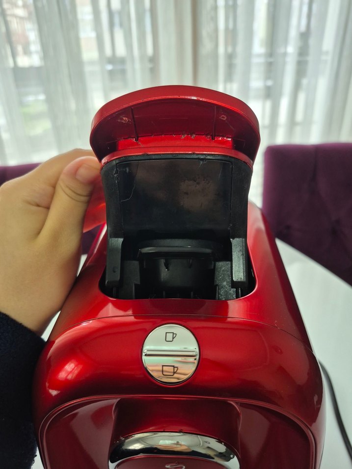 Cafissimo Pıcco Red (Ateş Kırmızı) Otomatik Kapsül Kahve Makines - Görsel 3