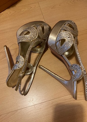 PAPUCCİ Altın Renkli Pul Detaylı Platform Topuklu Kadın Ayakkabı - Görsel 6