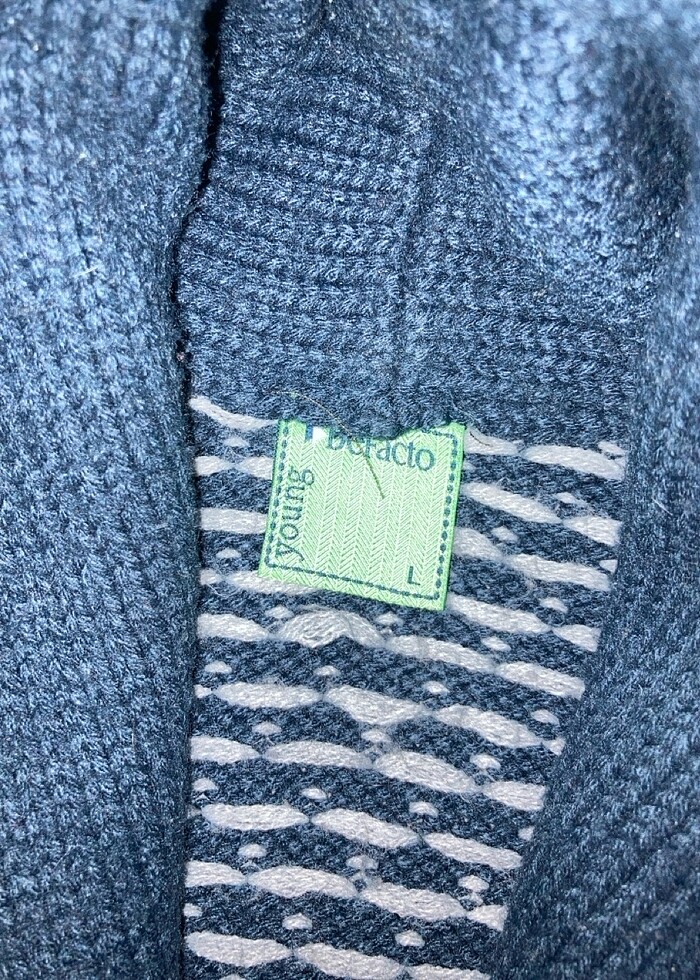 DEFACTO marka erkek hırkası - Görsel 2