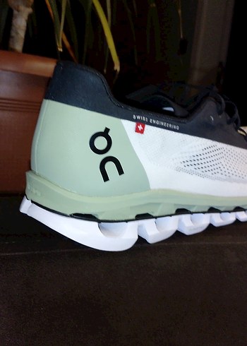 On Running Erkek Spor Ayakkabı - Görsel 3