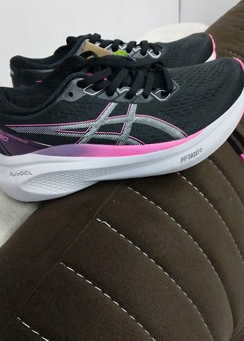 ASICS Gel-Kayano Kadın Spor - Görsel 3