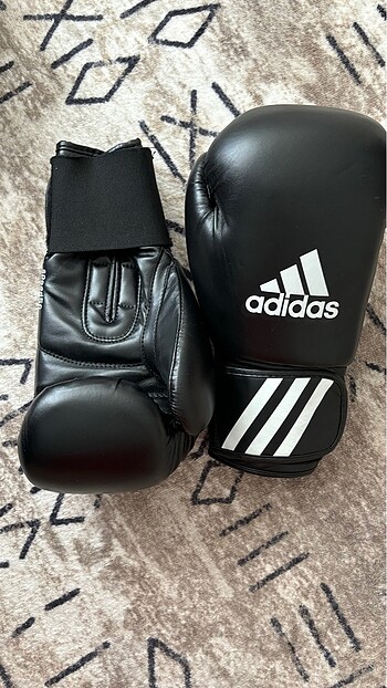 Beden Adidas Boks Eldiveni