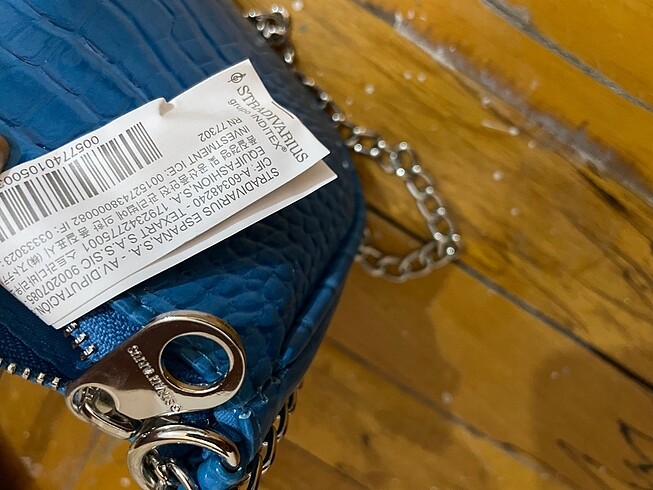 Beden stradivarius çapraz askılı çanta