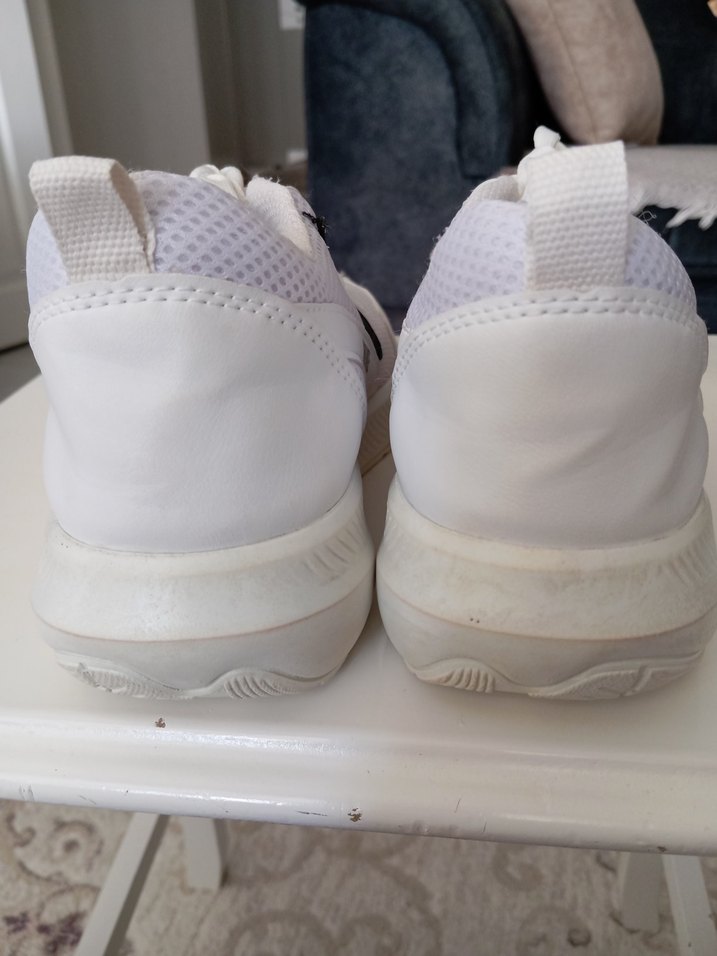 Beyaz Bağcıklı Kadın Spor Ayakkabısı - Görsel 2