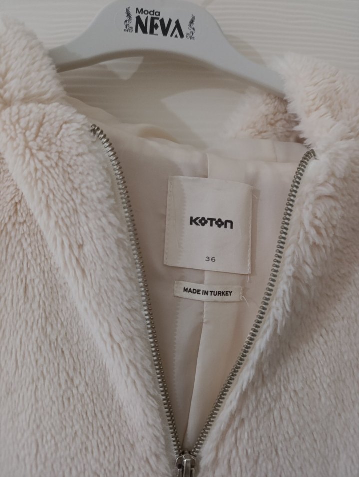 Kadın Beyaz Midi Rahat Kesim Kapüşonlu Bornoz - Görsel 3