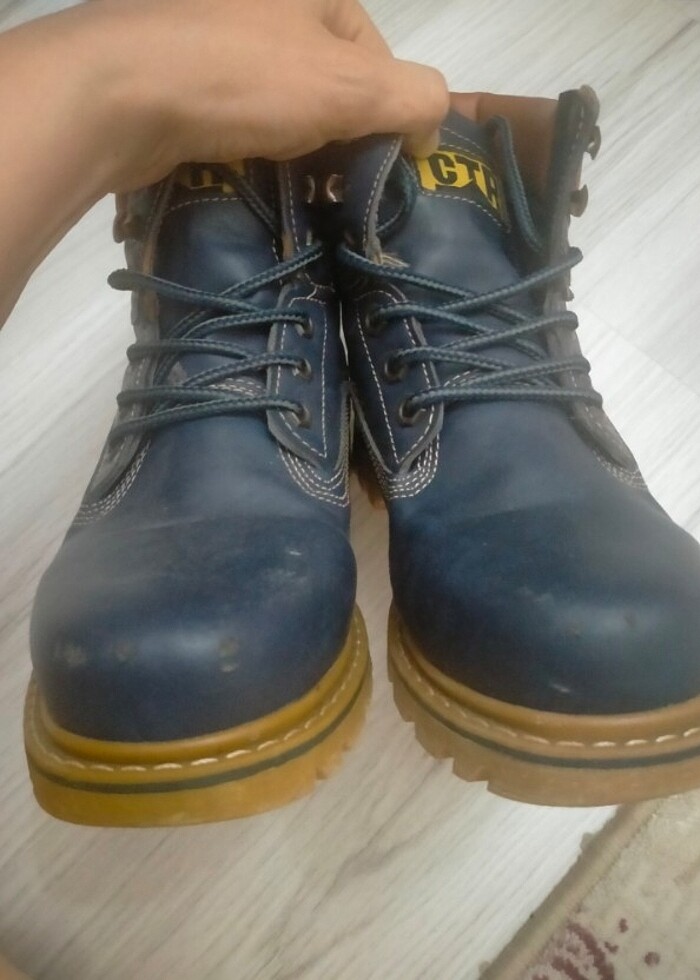 Erkek çocuk bot - Görsel 3