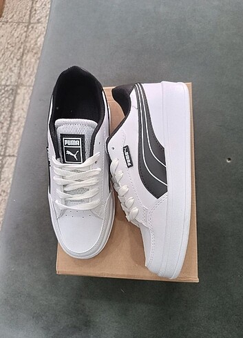 38 Beden beyaz Renk Puma Unisex Spor ayakkabı 