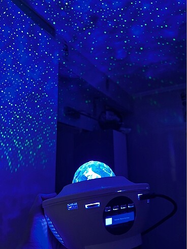 Led projektör ve Bluetooth hoparlör