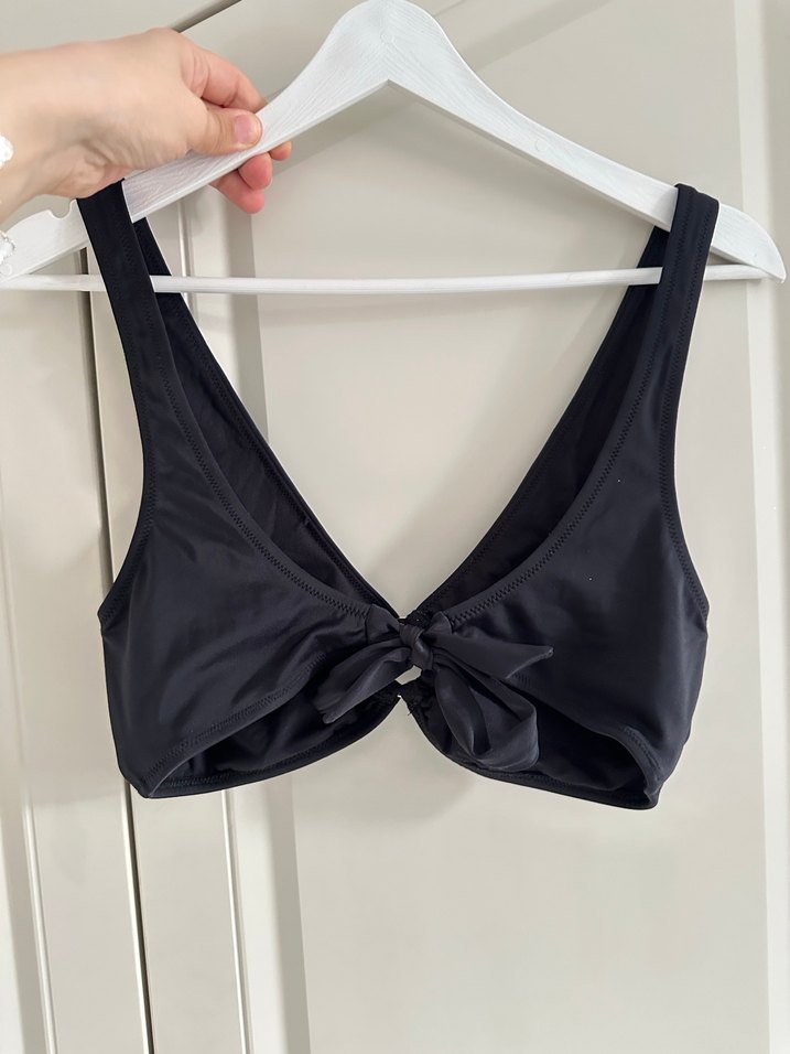 Siyah Kadın Bikini Üstü - Görsel 3