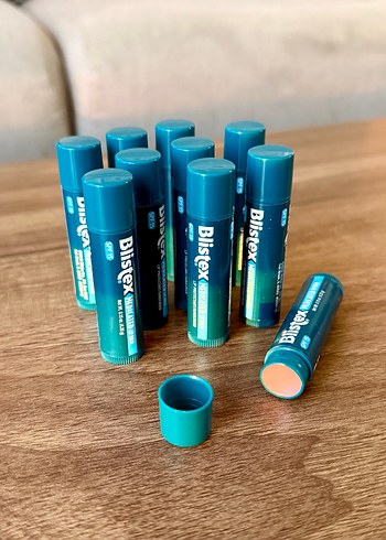 Blistex Medicated Dudak Balmı SPF 15 - Görsel 3