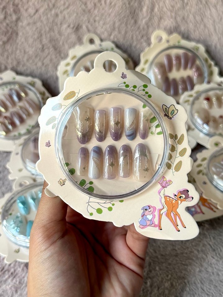 Yıldızlı Nail Art Takma Tırnak Seti — görsel 2/12