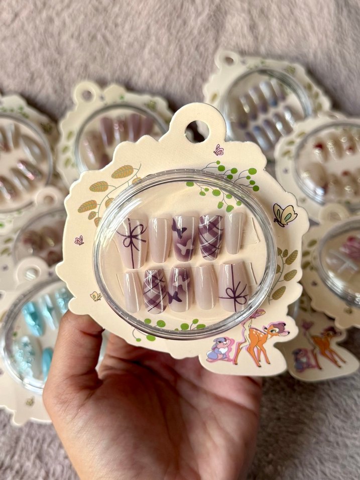 Kelebek Nail Art Lila Takma Tırnak Seti — görsel 3/9