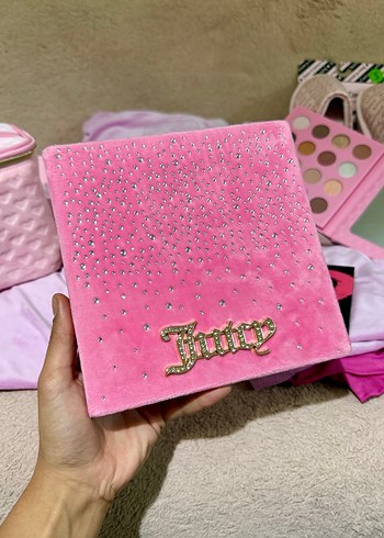 Juicy Couture ürünü