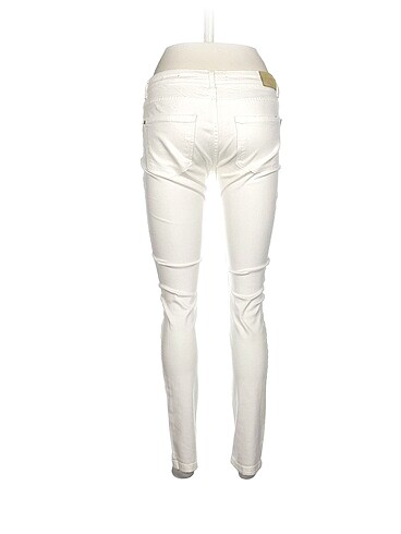 40 Beden Bershka Jean / Kot %70 İndirimli.