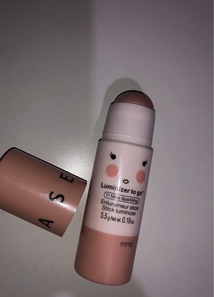 Sephora luminizer to go stik aydınlatıcı 