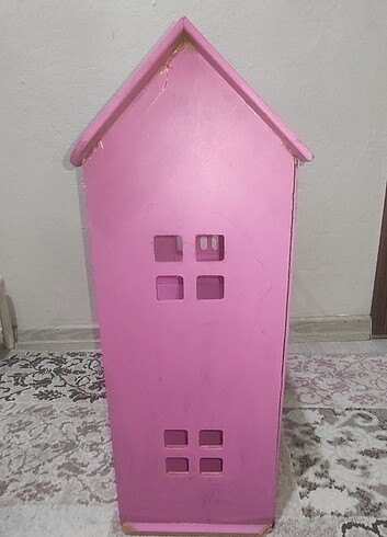Ahşap oyuncak ev