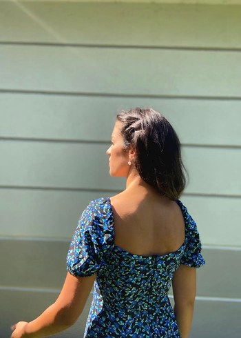 Mavi Çiçekli Elbise - Görsel 3