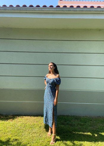 Mavi Çiçekli Elbise - Görsel 2