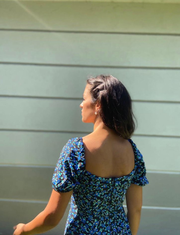 Mavi Çiçekli Elbise - Görsel 3