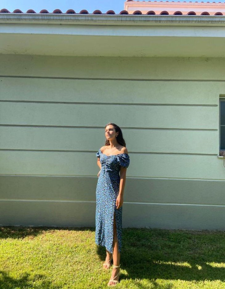 Mavi Çiçekli Elbise - Görsel 2