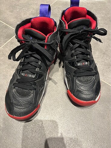 37 Beden Jordan jumpman two trey (Gs)