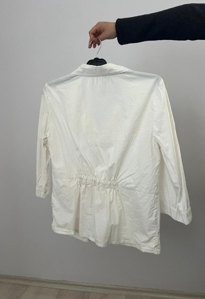 Düğmeli Beyaz Kadın Gömlek - Görsel 2