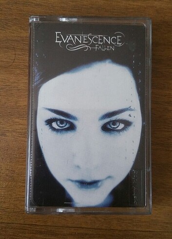 Evanescence Fallen Kaset