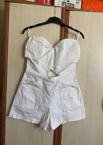 H&M Beyaz Kemerli Straplez Mini Tulum