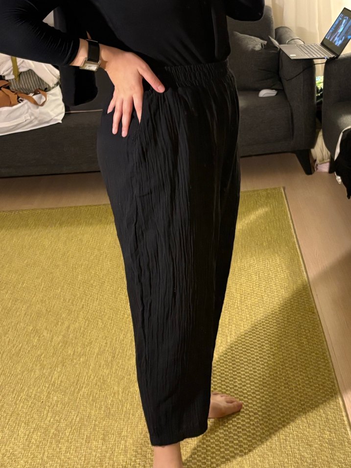 Kadın Siyah Pilili Keten Midi Pantolon - Görsel 3