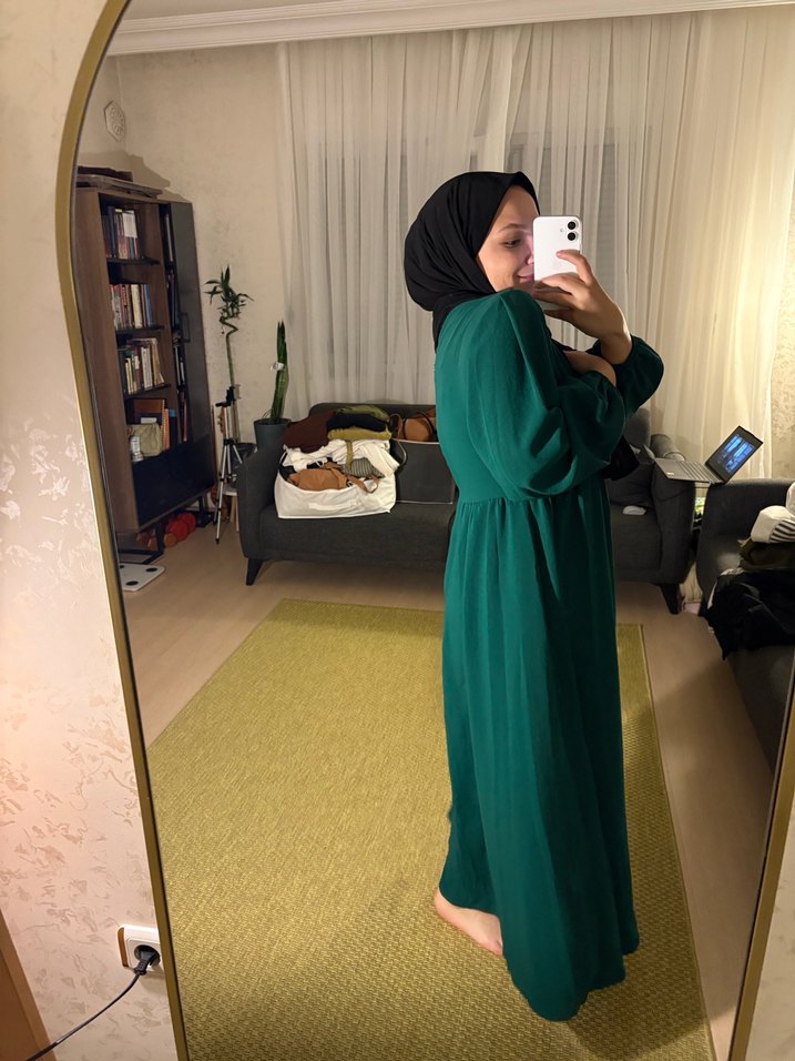 Uzun Kollu Yeşil Salaş Kadın Elbise - Görsel 2