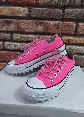 35 Beden pembe Renk Converse