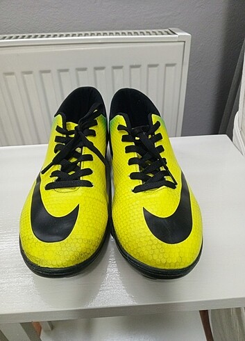 Nike Halı saha Ayakkabi