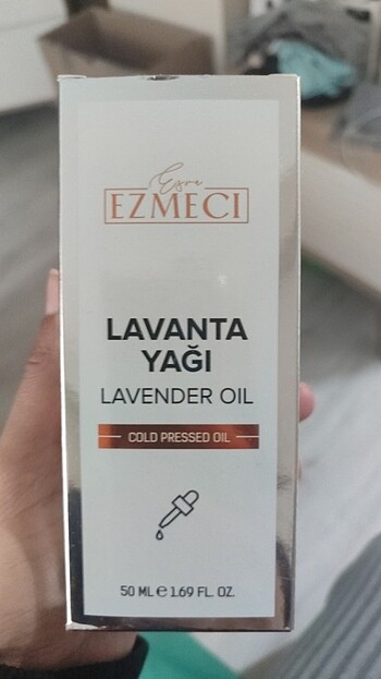 Diğer Esra Etmesi lavanta yağı