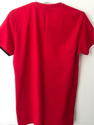 l Beden kırmızı Renk Tommy Hılfıger tişört