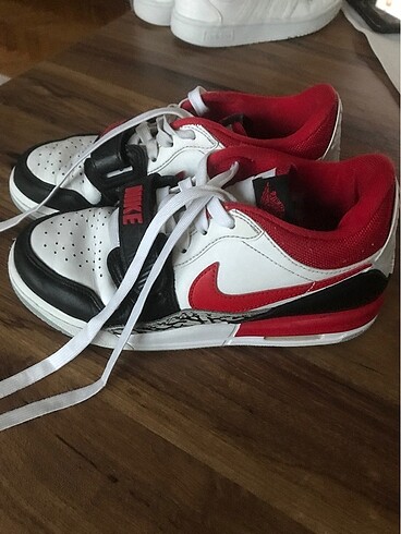 35 Beden kırmızı Renk Nike Air jordan orjinal