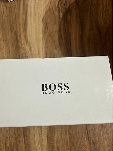 HUGO BOSS GÜNEŞ GÖZLÜĞÜ