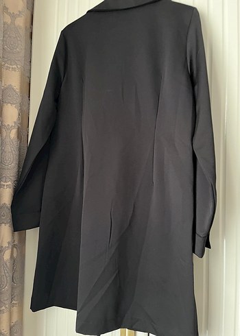 Siyah Düğmeli Kadın Uzun Ceket - Görsel 3