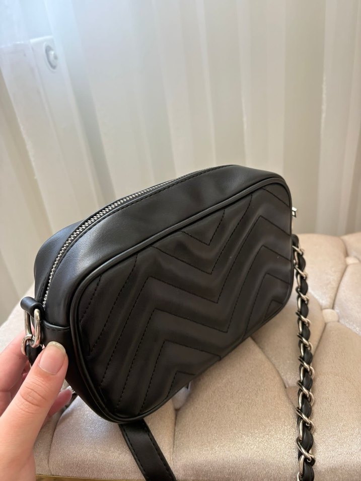 Zincir Detaylı Siyah Deri Kadın Çanta - Görsel 2